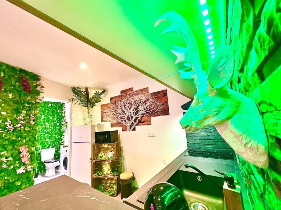 La Foret Enchantee, Centre Ville Pont-Sur-Yonne Екстер'єр фото